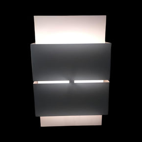 RADIANT LIGHTING Outdoor Wall Lamp Radiant Lighting Outdoor Wall Lamp O318